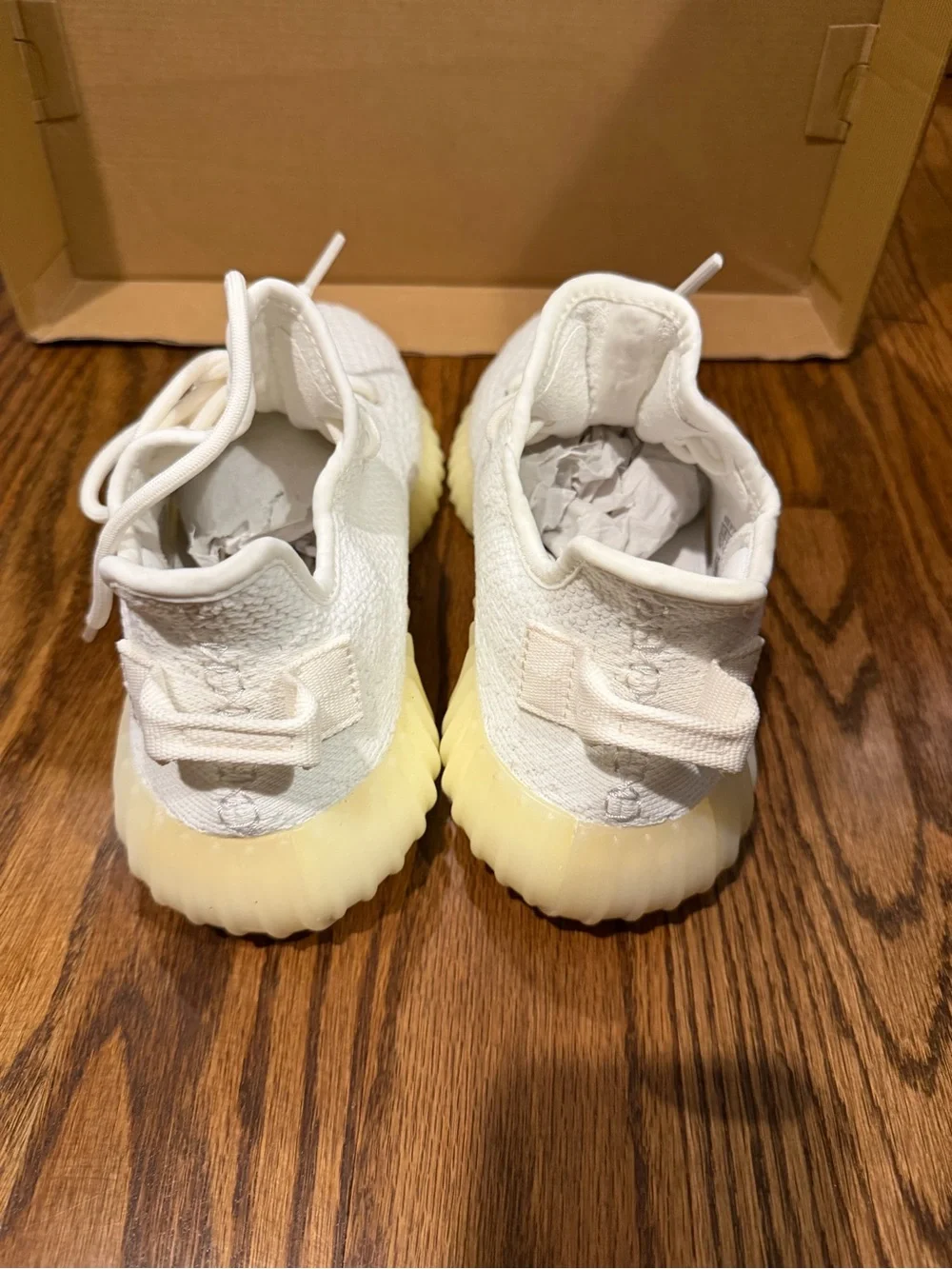 Adidas Yeezy Men Cream/Off-White Knit Sneakers